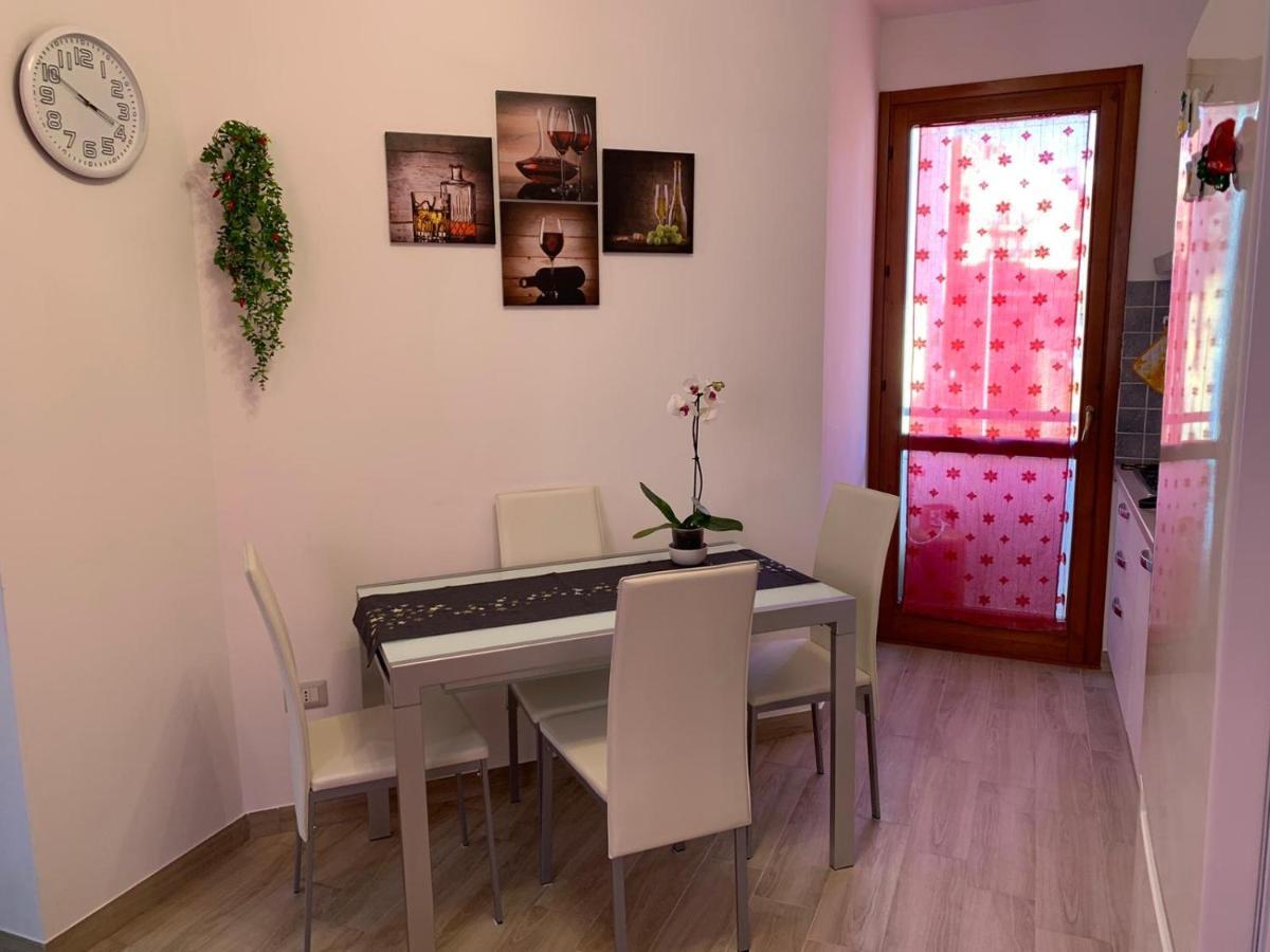 Holidays Apartment Cagliari Luaran gambar
